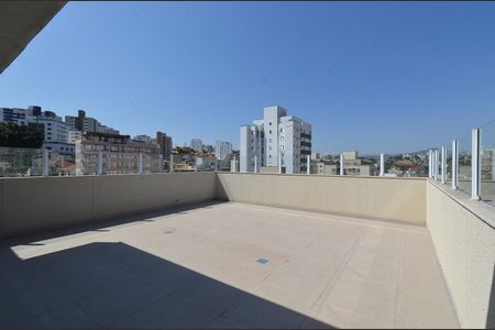 Apartamento à venda com 212m², 4 quartos e 4 vagas Apartamento à venda com 212m², 4 quartos e 4 vagasCobertura