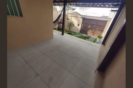 Casa à venda com 179m², 2 quartos e 2 vagasQuintal