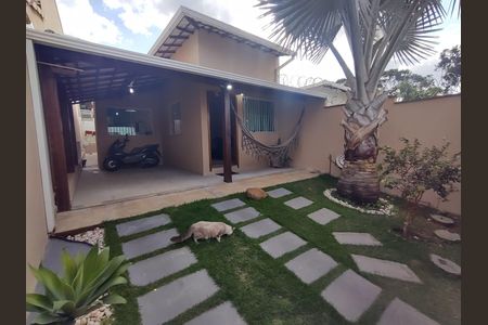 Casa à venda com 179m², 2 quartos e 2 vagasQuintal