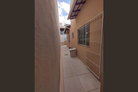 Casa à venda com 179m², 2 quartos e 2 vagasQuintal