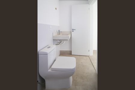 Apartamento para alugar com 82m², 2 quartos e 2 vagas Apartamento para alugar com 82m², 2 quartos e 2 vagasBanheiro do Quarto 2