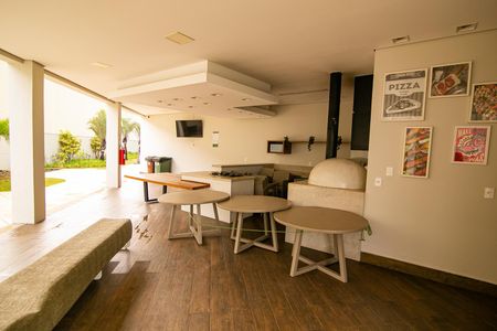 Apartamento para alugar com 82m², 2 quartos e 2 vagas Apartamento para alugar com 82m², 2 quartos e 2 vagasÁrea comum - Churrasqueira Gourmet