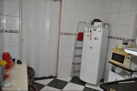 Casa à venda com 115m², 1 quarto e 1 vagaCozinha