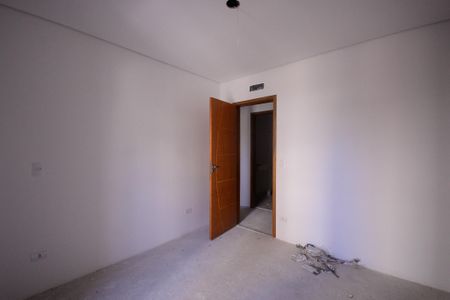 Casa à venda com 150m², 3 quartos e 2 vagas Casa à venda com 150m², 3 quartos e 2 vagas Suíte