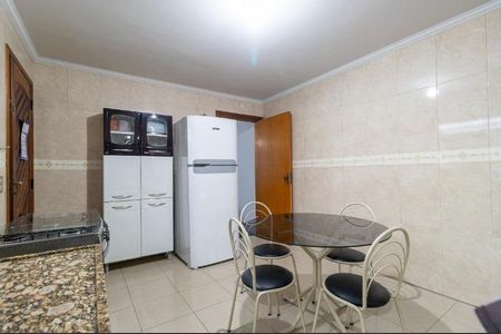 Casa à venda com 121m², 3 quartos e 2 vagas Casa à venda com 121m², 3 quartos e 2 vagasFoto 07