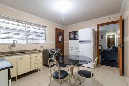 Casa à venda com 121m², 3 quartos e 2 vagas Casa à venda com 121m², 3 quartos e 2 vagasFoto 05
