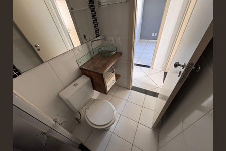 Apartamento à venda com 51m², 3 quartos e 1 vaga Apartamento à venda com 51m², 3 quartos e 1 vagaBanheiro