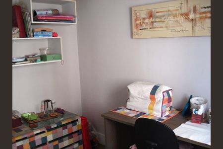 Apartamento à venda com 130m², 3 quartos e 2 vagas Apartamento à venda com 130m², 3 quartos e 2 vagasQuarto 2