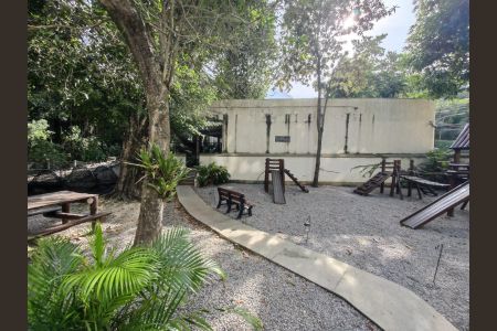 Apartamento para alugar com 147m², 3 quartos e 1 vaga Apartamento para alugar com 147m², 3 quartos e 1 vagaPlayground