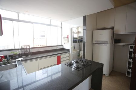 Apartamento à venda com 100m², 3 quartos e 2 vagasCozinha