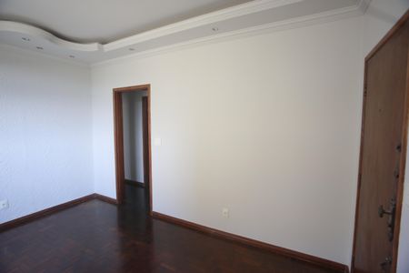 Apartamento à venda com 100m², 3 quartos e 2 vagasSala