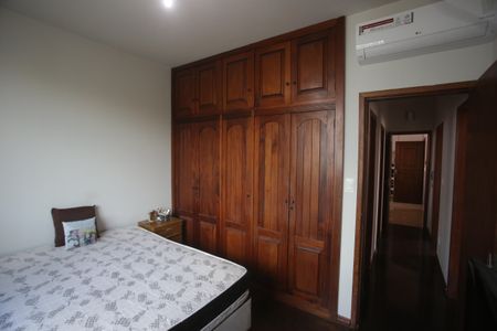 Apartamento à venda com 100m², 3 quartos e 2 vagasSuíte