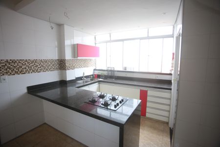 Apartamento à venda com 100m², 3 quartos e 2 vagasCozinha