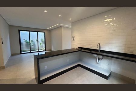 Casa à venda com 200m², 3 quartos e 2 vagas