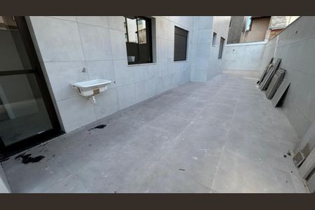 Casa à venda com 200m², 3 quartos e 2 vagas