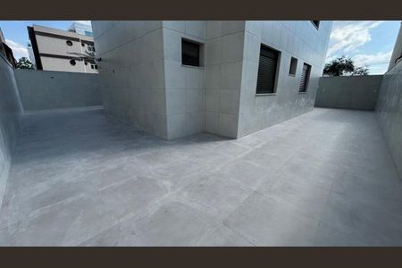 Casa à venda com 200m², 3 quartos e 2 vagas