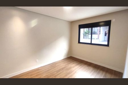 Casa à venda com 200m², 3 quartos e 2 vagas