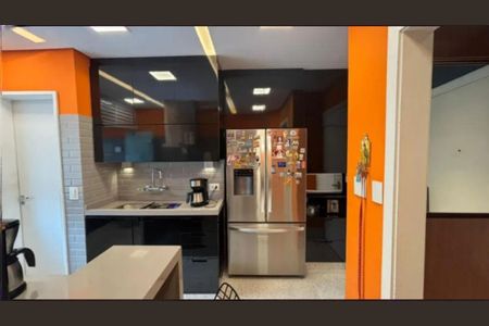 Apartamento à venda com 225m², 4 quartos e 3 vagas