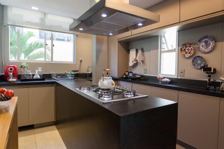 Apartamento à venda com 105m², 3 quartos e 2 vagasCozinha