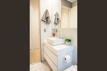 Apartamento à venda com 105m², 3 quartos e 2 vagasBanheiro da Suíte