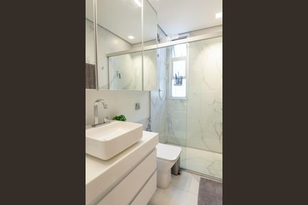 Apartamento à venda com 105m², 3 quartos e 2 vagasBanheiro da Suíte