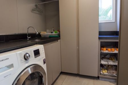 Apartamento à venda com 105m², 3 quartos e 2 vagasÁrea de Serviço