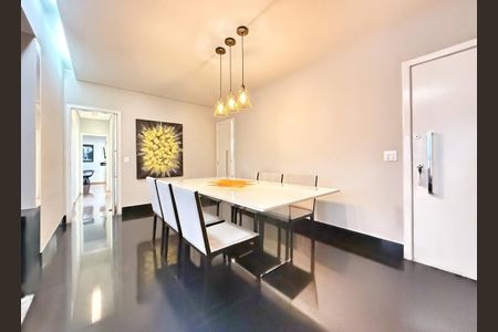 Apartamento à venda com 110m², 3 quartos e 2 vagas Apartamento à venda com 110m², 3 quartos e 2 vagasSala