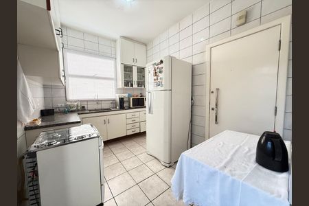 Apartamento à venda com 110m², 3 quartos e 2 vagas Apartamento à venda com 110m², 3 quartos e 2 vagasCozinha