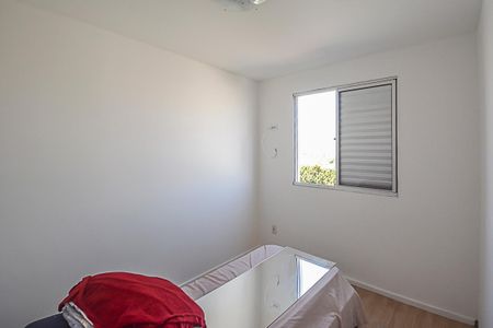 Quarto 2 de apartamento para alugar com 2 quartos, 44m² em Taboão, São Bernardo do Campo