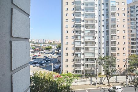 Vista da Sala de apartamento para alugar com 2 quartos, 44m² em Taboão, São Bernardo do Campo