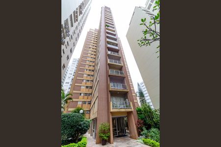 Apartamento à venda com 140m², 3 quartos e 3 vagas Apartamento à venda com 140m², 3 quartos e 3 vagasFachada