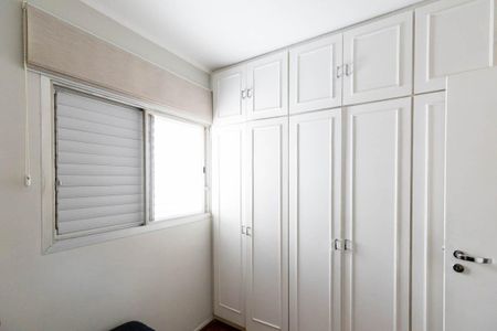 Apartamento à venda com 140m², 3 quartos e 3 vagas Apartamento à venda com 140m², 3 quartos e 3 vagasQuarto 2