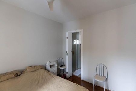 Apartamento à venda com 140m², 3 quartos e 3 vagas Apartamento à venda com 140m², 3 quartos e 3 vagasSuíte