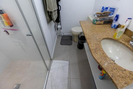 Apartamento à venda com 140m², 3 quartos e 3 vagas Apartamento à venda com 140m², 3 quartos e 3 vagasBanheiro Suíte