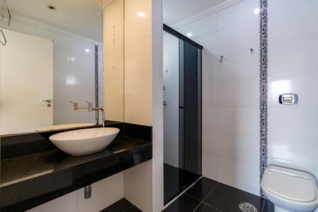 Apartamento para alugar com 86m², 3 quartos e 2 vagas Apartamento para alugar com 86m², 3 quartos e 2 vagasBanheiro