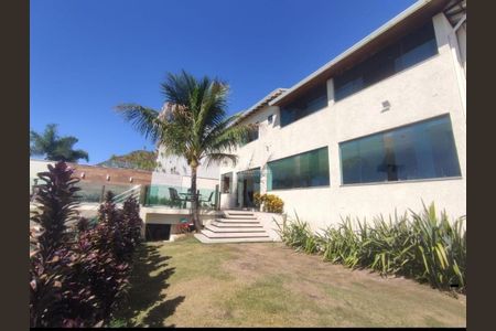 Casa à venda com 600m², 4 quartos e 4 vagas