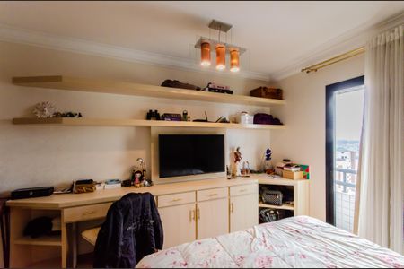 Apartamento à venda com 157m², 5 quartos e 3 vagas Apartamento à venda com 157m², 5 quartos e 3 vagasSuíte 2