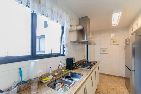 Apartamento à venda com 157m², 5 quartos e 3 vagas Apartamento à venda com 157m², 5 quartos e 3 vagasCozinha