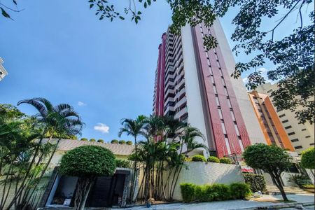 Apartamento à venda com 157m², 5 quartos e 3 vagas Apartamento à venda com 157m², 5 quartos e 3 vagasFachada