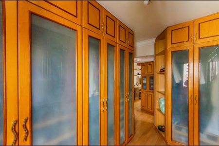 Apartamento à venda com 157m², 5 quartos e 3 vagas Apartamento à venda com 157m², 5 quartos e 3 vagasSuíte 2