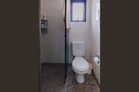 Apartamento à venda com 157m², 5 quartos e 3 vagas Apartamento à venda com 157m², 5 quartos e 3 vagasBanheiro 2 da Suíte 2