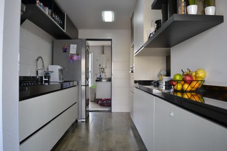 Apartamento à venda com 140m², 4 quartos e 4 vagasCozinha
