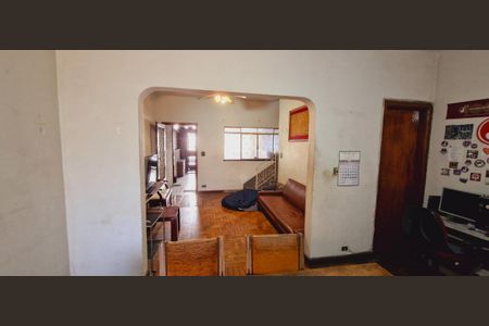 Casa à venda com 210m², 5 quartos e 2 vagas Casa à venda com 210m², 5 quartos e 2 vagasFoto 10