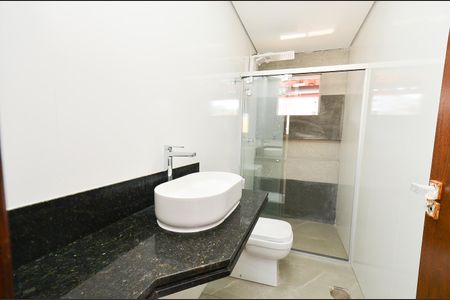 Apartamento à venda com 113m², 2 quartos e 1 vaga Apartamento à venda com 113m², 2 quartos e 1 vagaBanheiro Cobertura