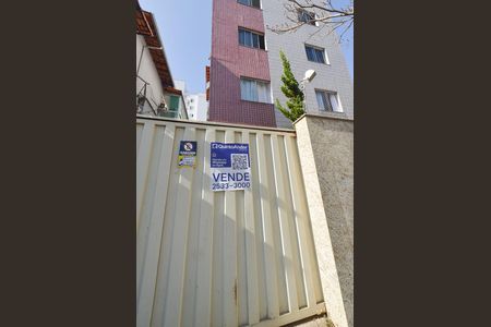 Apartamento à venda com 113m², 2 quartos e 1 vaga Apartamento à venda com 113m², 2 quartos e 1 vagaPlaca