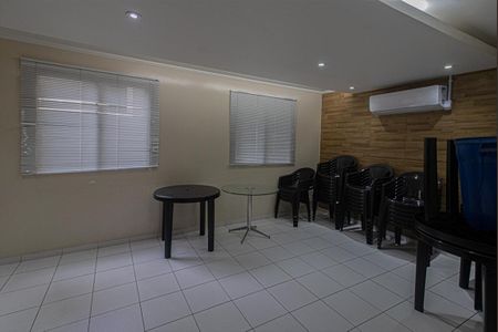 Apartamento à venda com 48m², 2 quartos e 1 vagaÁrea comum