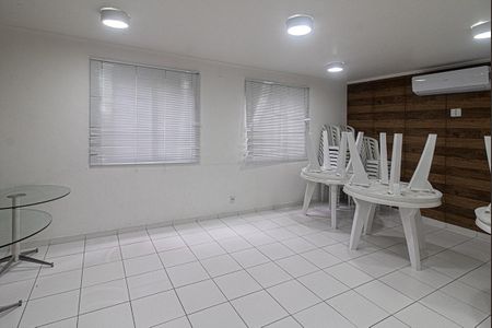 Apartamento à venda com 48m², 2 quartos e 1 vagaÁrea comum