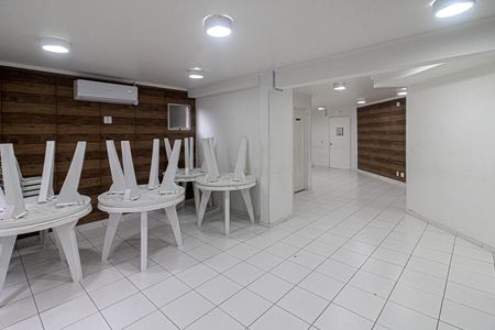 Apartamento à venda com 48m², 2 quartos e 1 vagaÁrea comum