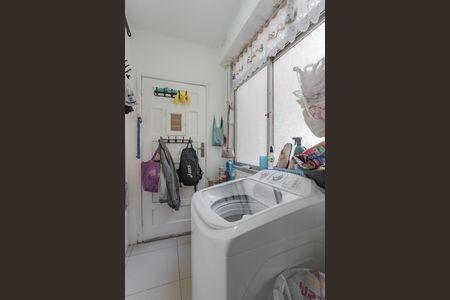 Apartamento à venda com 100m², 2 quartos e 1 vaga Apartamento à venda com 100m², 2 quartos e 1 vagaÁrea de Serviço