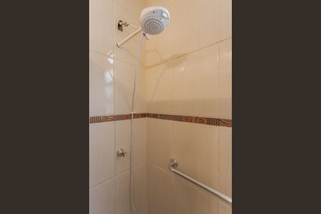 Apartamento à venda com 100m², 2 quartos e 1 vaga Apartamento à venda com 100m², 2 quartos e 1 vagaBanheiro Social